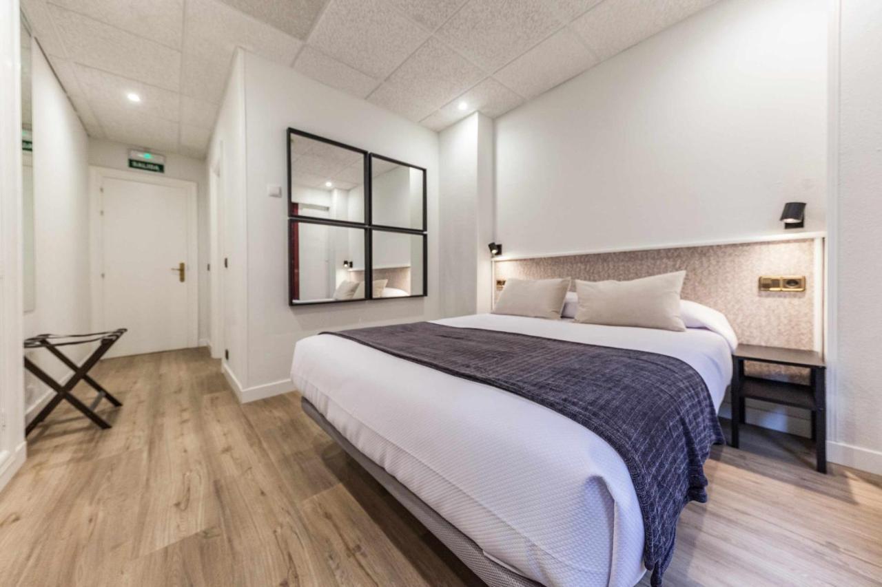 Auditorio Rooms Boutique Овьедо Экстерьер фото