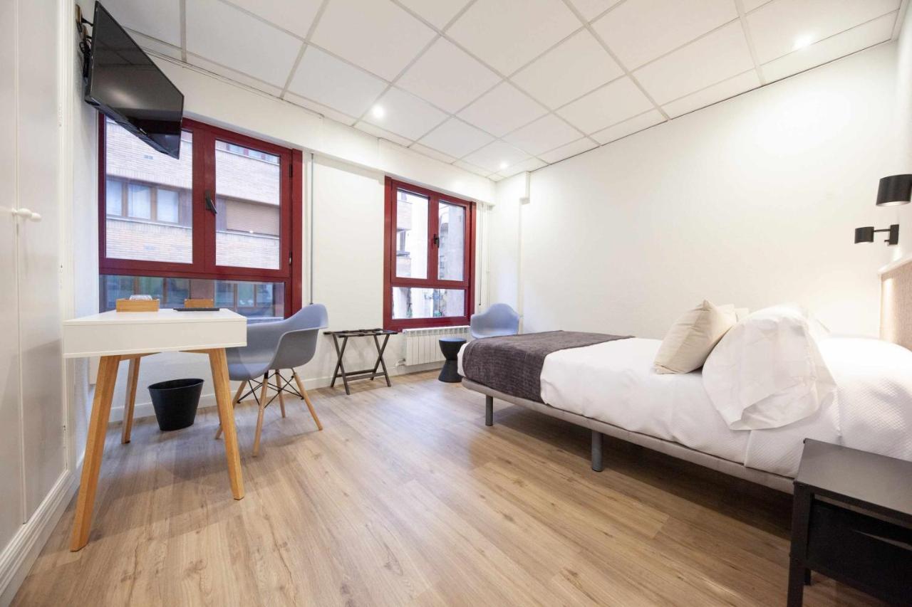 Auditorio Rooms Boutique Овьедо Экстерьер фото